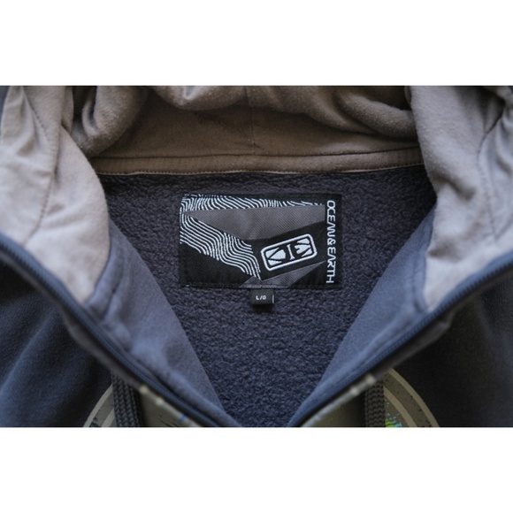 Ocean & Earth - Surf Hoodie (L) - Picture 3 of 6